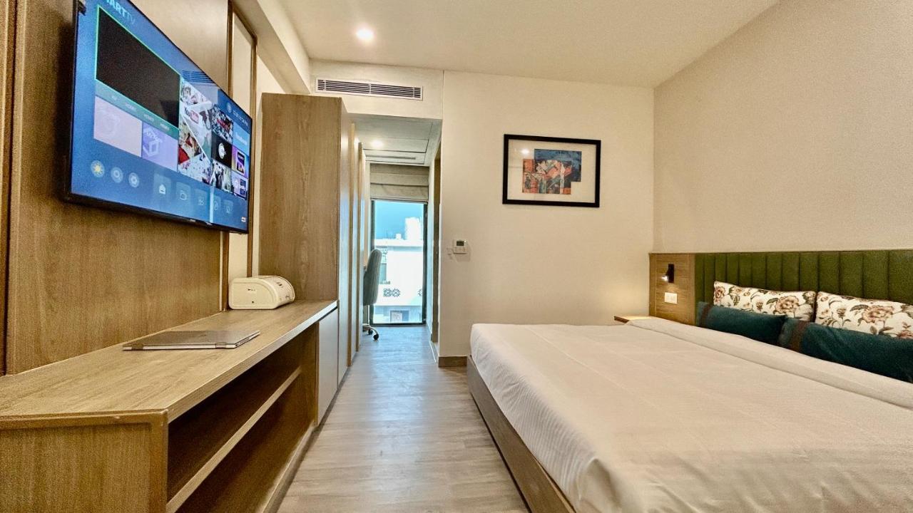 Hotel Limon & Banquet Sector 29, Gurgaon Eksteriør billede