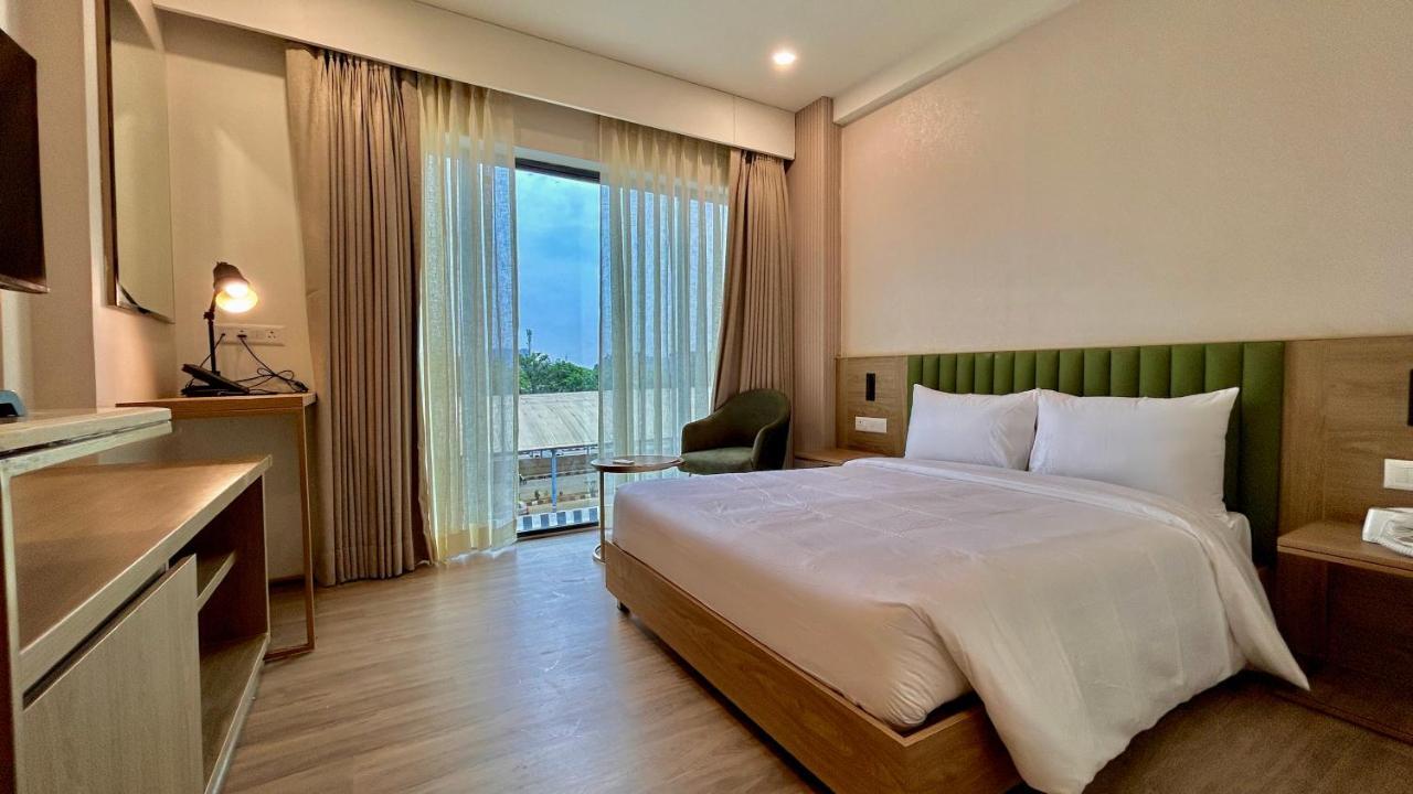 Hotel Limon & Banquet Sector 29, Gurgaon Eksteriør billede