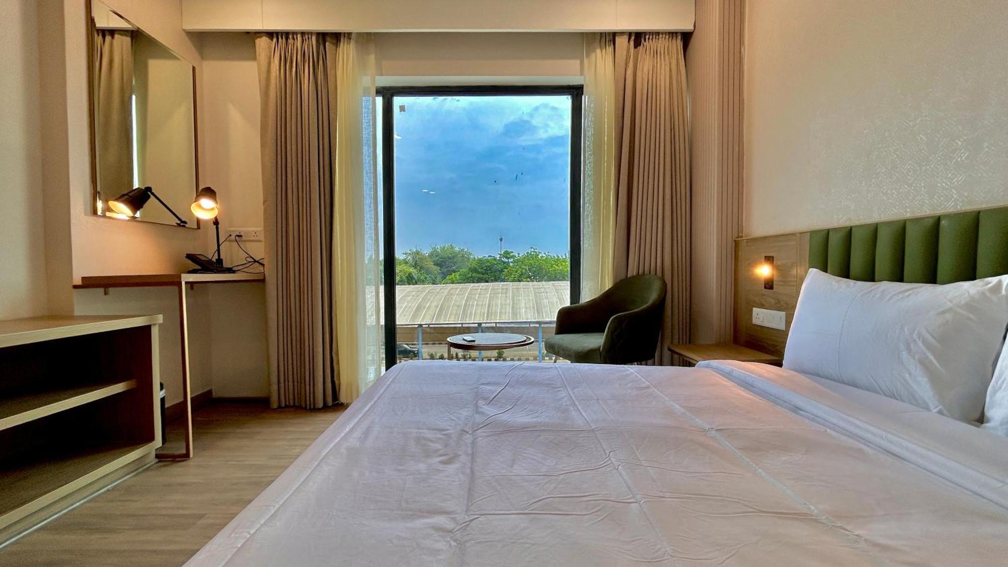 Hotel Limon & Banquet Sector 29, Gurgaon Eksteriør billede