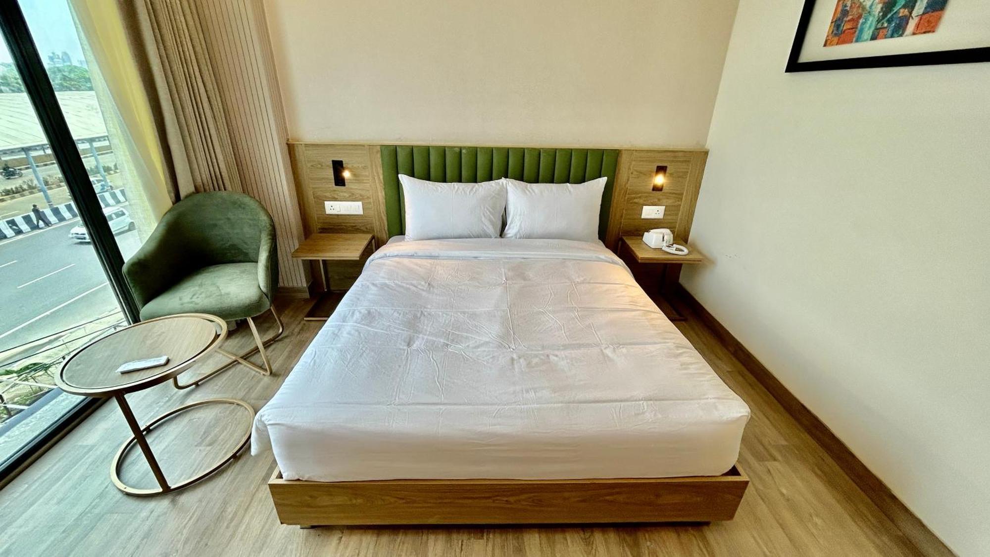 Hotel Limon & Banquet Sector 29, Gurgaon Eksteriør billede